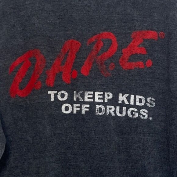 D.A.R.E. To Keep Kids Off Drugs Graphic Sweatshirt Mens Small Gray - Picture 5 of 7